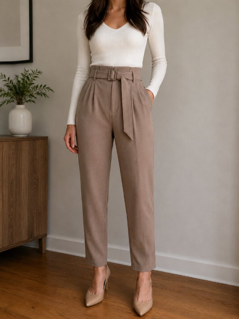 $148 Aritzia Wilfred Belted Tapered Trouser Pant Size M Taupe